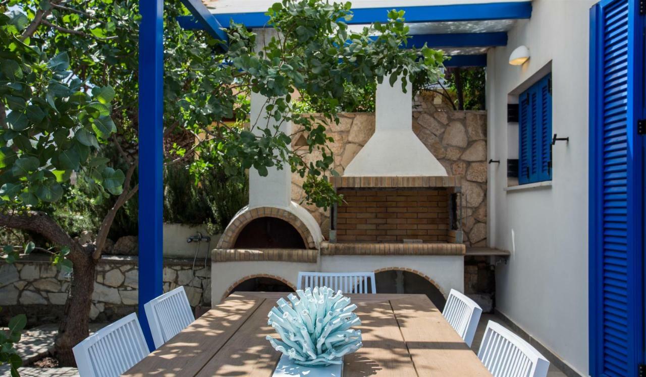 Aneli Luxury Villas-Villa Aegina ภายนอก รูปภาพ